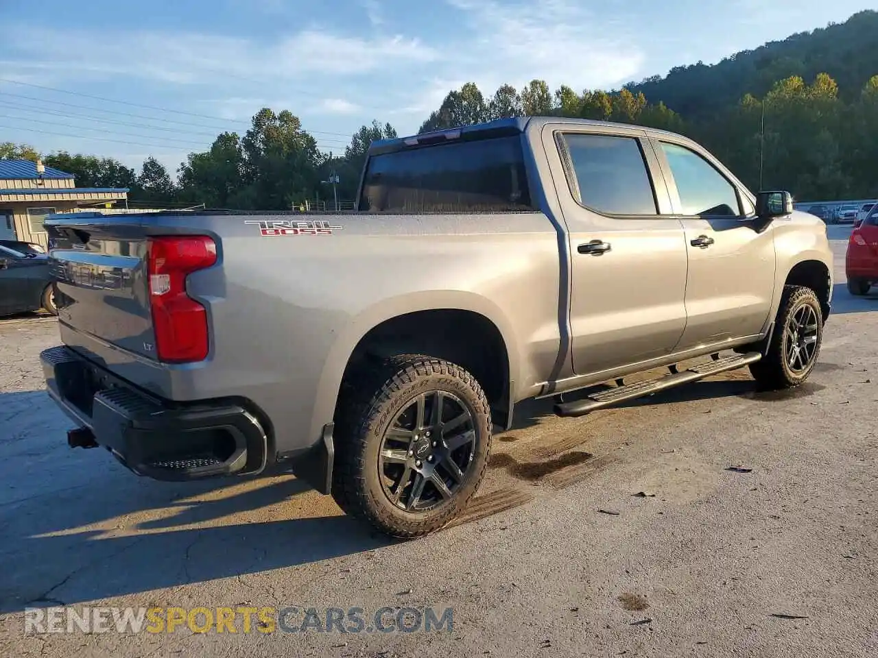 3 Photograph of a damaged car 1GCPYFED7MZ375777 CHEVROLET SILVERADO 2021