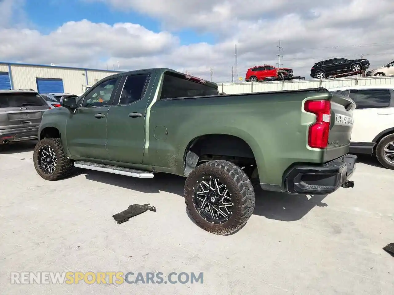 2 Photograph of a damaged car 1GCRWAEF2MZ264041 CHEVROLET SILVERADO 2021