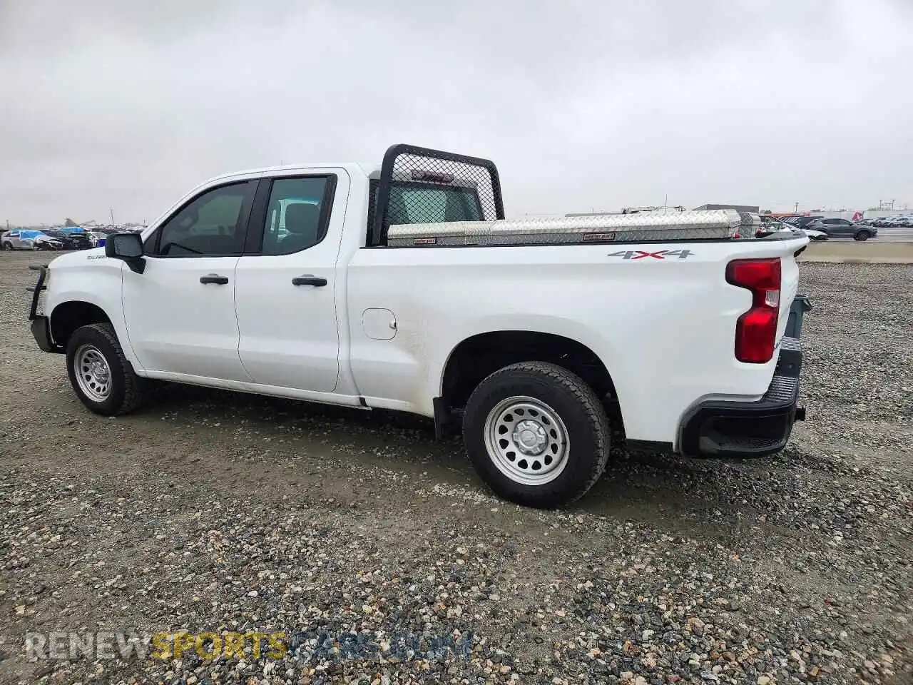 2 Photograph of a damaged car 1GCRYAEH4MZ299434 CHEVROLET SILVERADO 2021