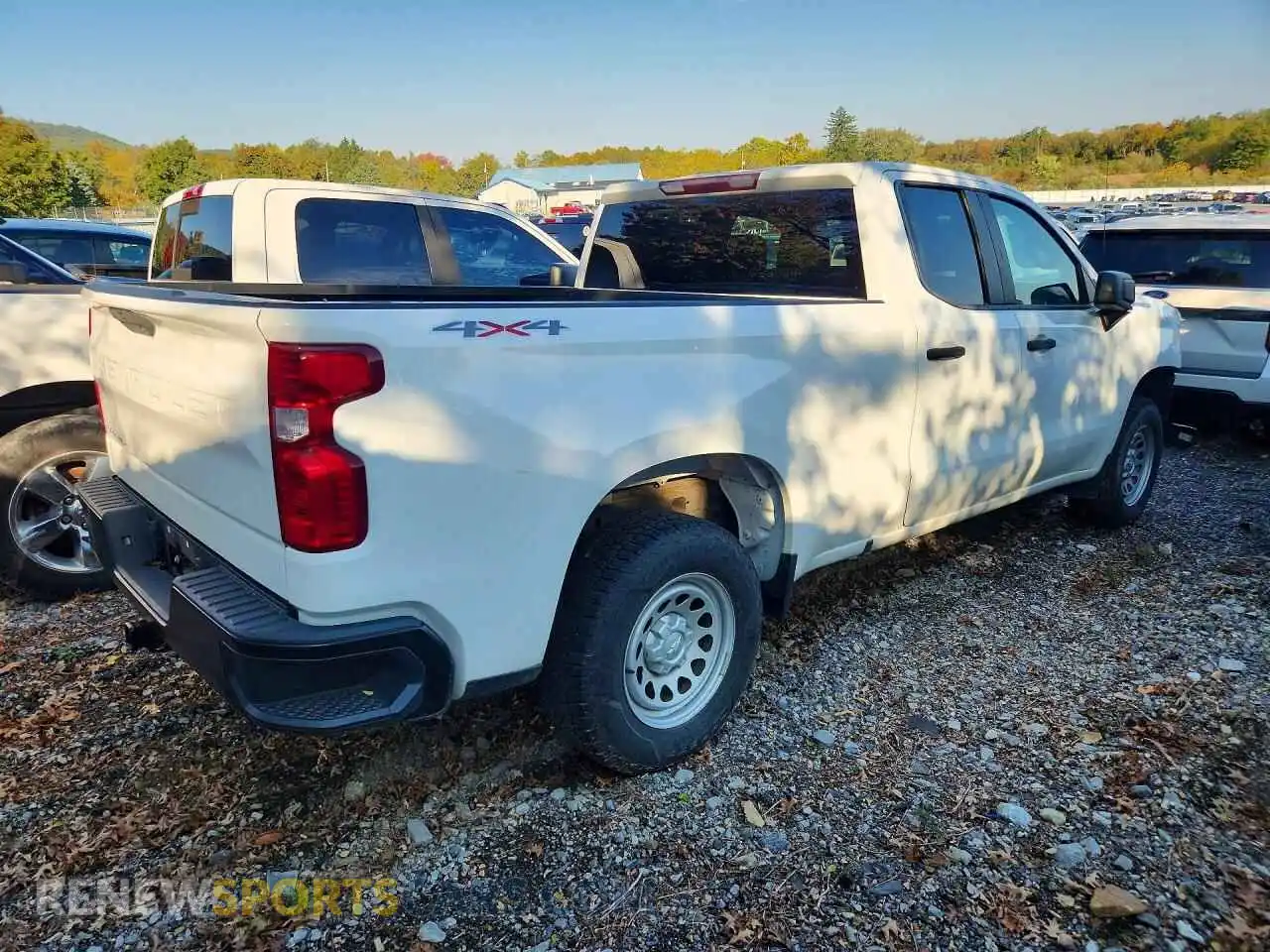 3 fotografías del automóvil dañado 1GCRYAEH7MZ406959 CHEVROLET SILVERADO 2021