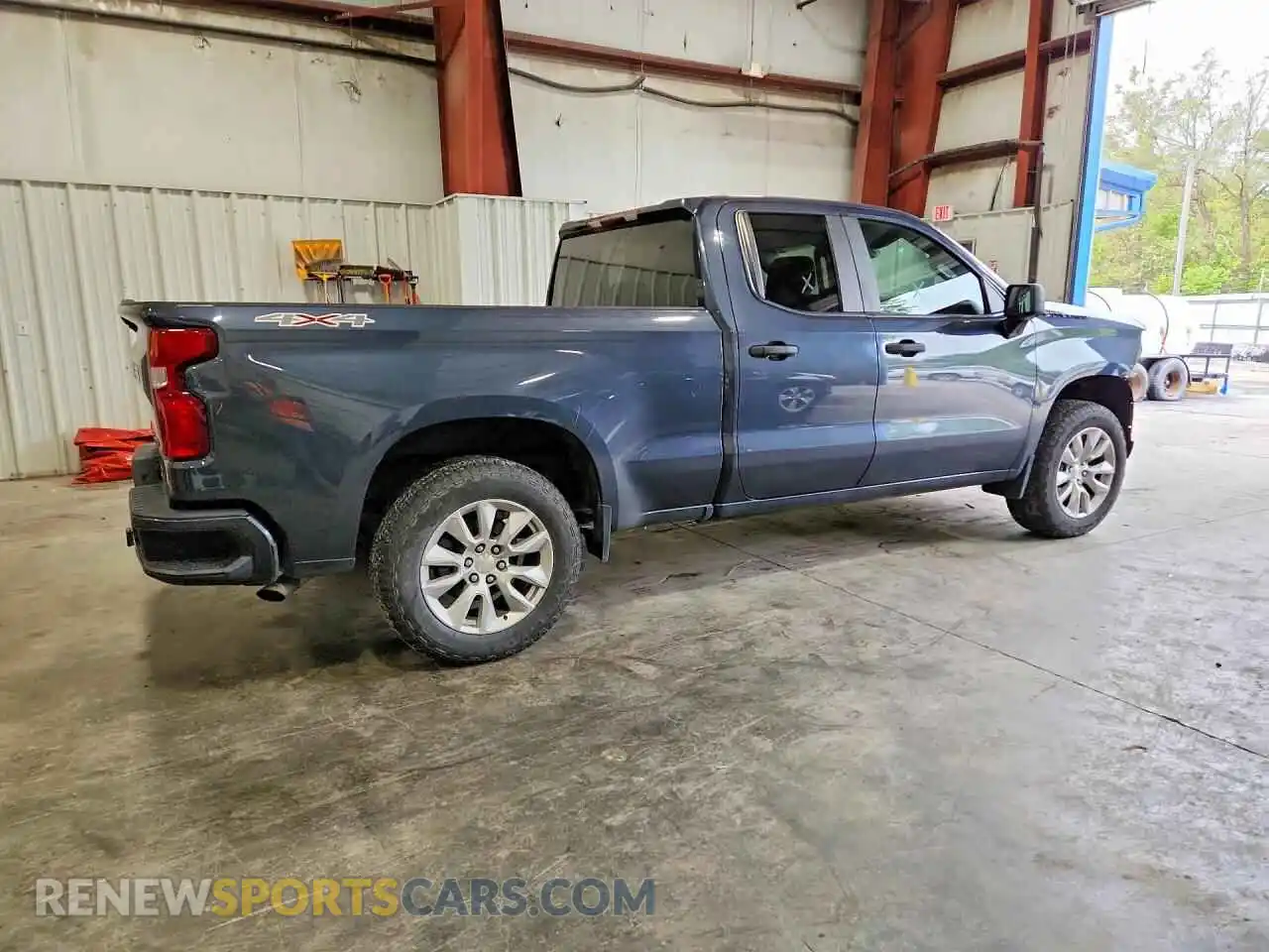3 Photograph of a damaged car 1GCRYBEK2MZ369126 CHEVROLET SILVERADO 2021