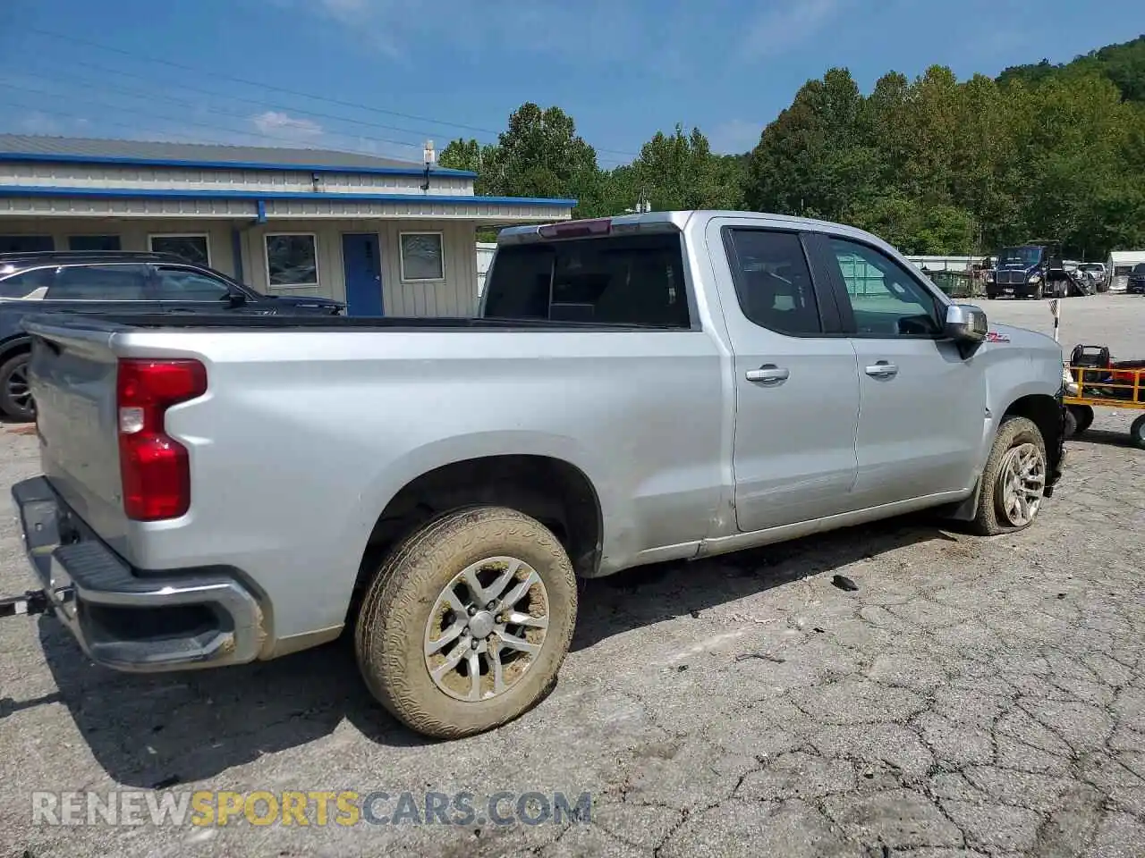 3 fotografías del automóvil dañado 1GCRYDED8MZ365904 CHEVROLET SILVERADO 2021