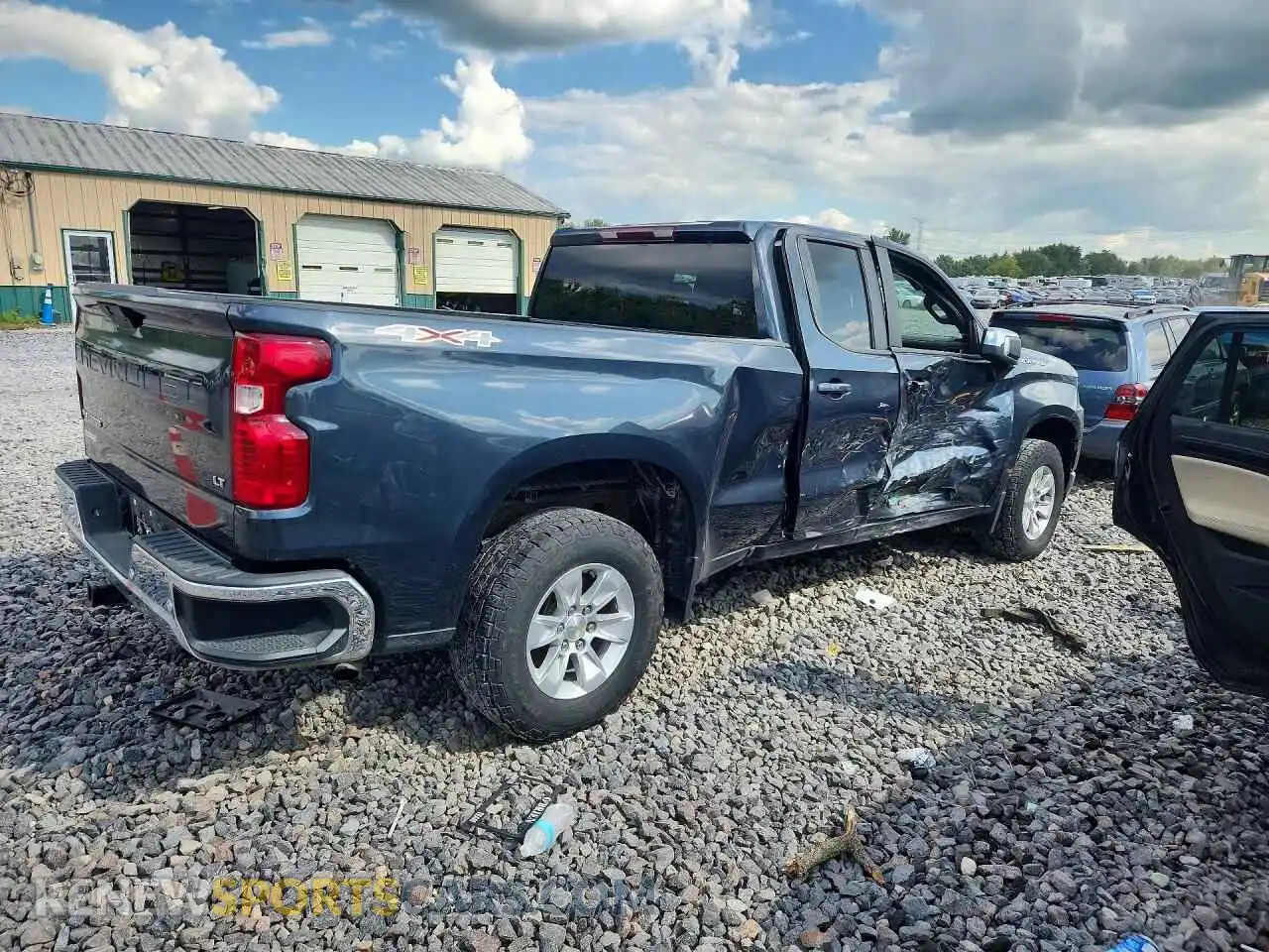 3 Photograph of a damaged car 1GCRYDEDXMZ354760 CHEVROLET SILVERADO 2021