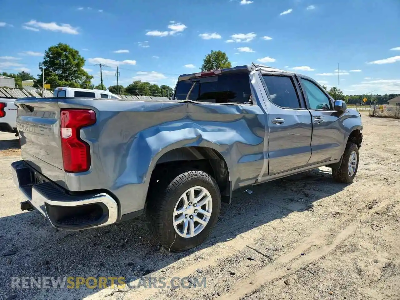 3 Фотография поврежденного автомобиля 1GCUYDED0MZ156456 CHEVROLET SILVERADO 2021