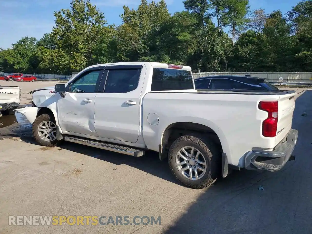 2 fotografías del automóvil dañado 1GCUYDED7MZ177241 CHEVROLET SILVERADO 2021