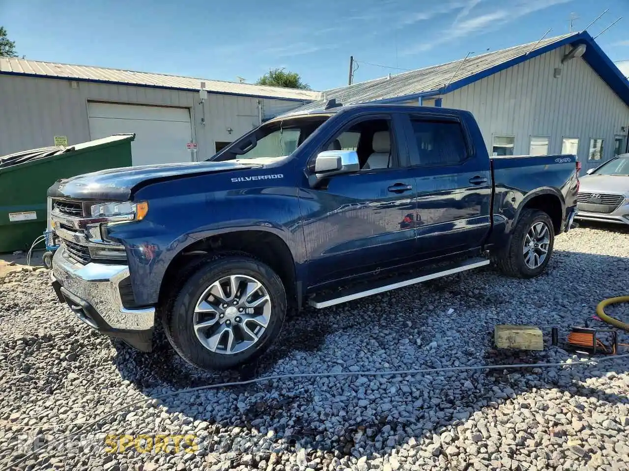 1 Фотография поврежденного автомобиля 1GCUYDED8MZ178088 CHEVROLET SILVERADO 2021