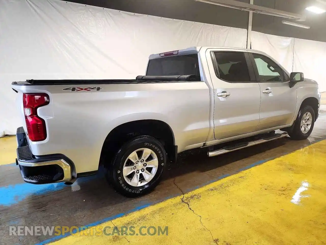 3 Photograph of a damaged car 1GCUYDED9MZ411203 CHEVROLET SILVERADO 2021