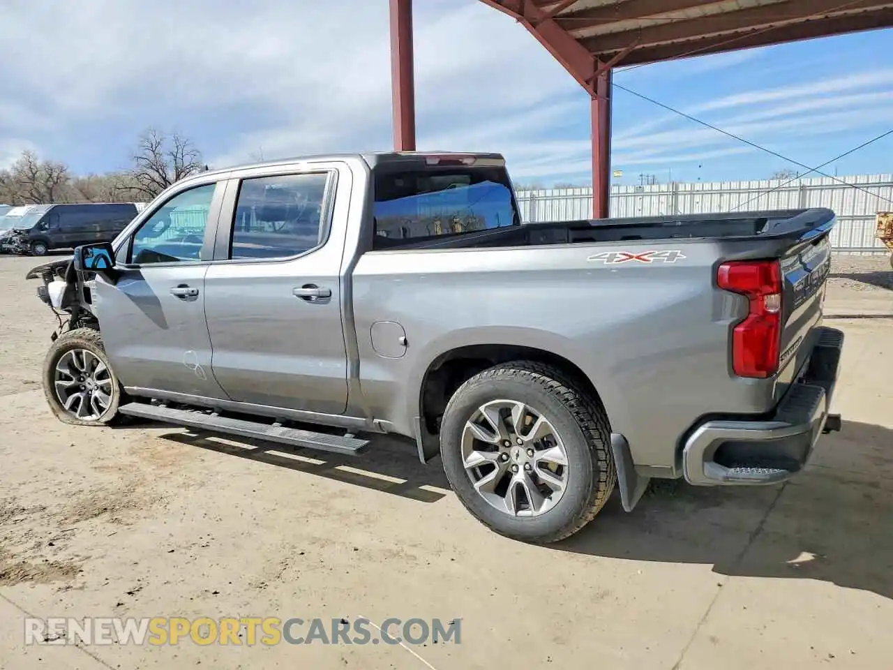 2 fotografías del automóvil dañado 1GCUYEED1MZ366165 CHEVROLET SILVERADO 2021