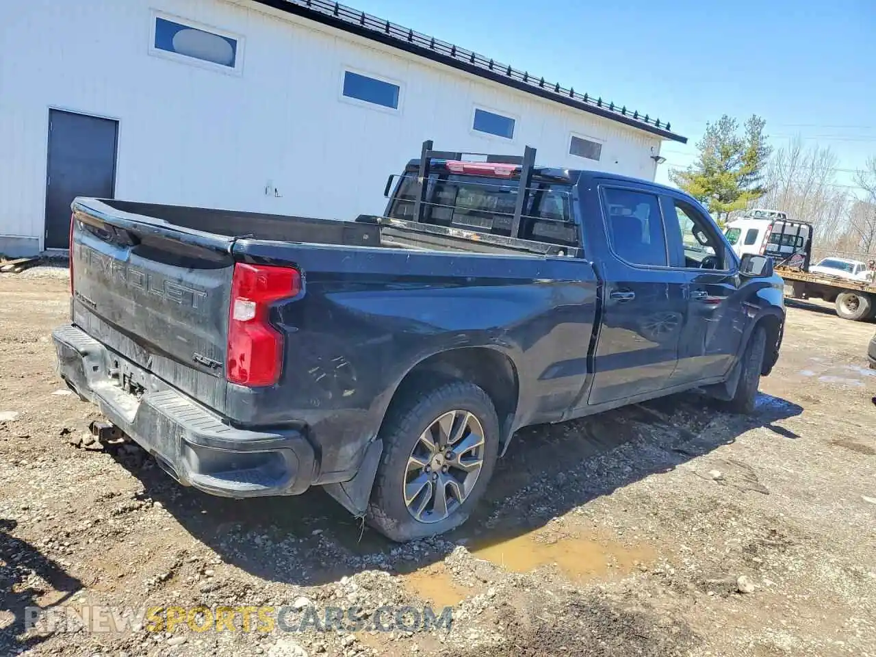 3 Photograph of a damaged car 1GCUYEED2MZ147411 CHEVROLET SILVERADO 2021