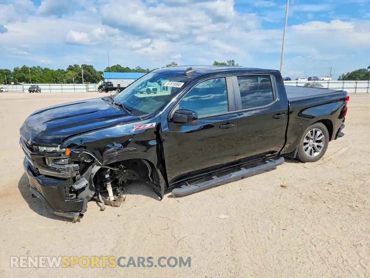 1 Photograph of a damaged car 1GCUYEED2MZ147652 CHEVROLET SILVERADO 2021