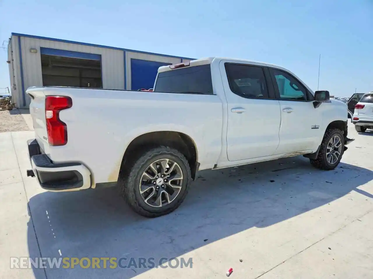 3 fotografías del automóvil dañado 1GCUYEED5MZ176112 CHEVROLET SILVERADO 2021