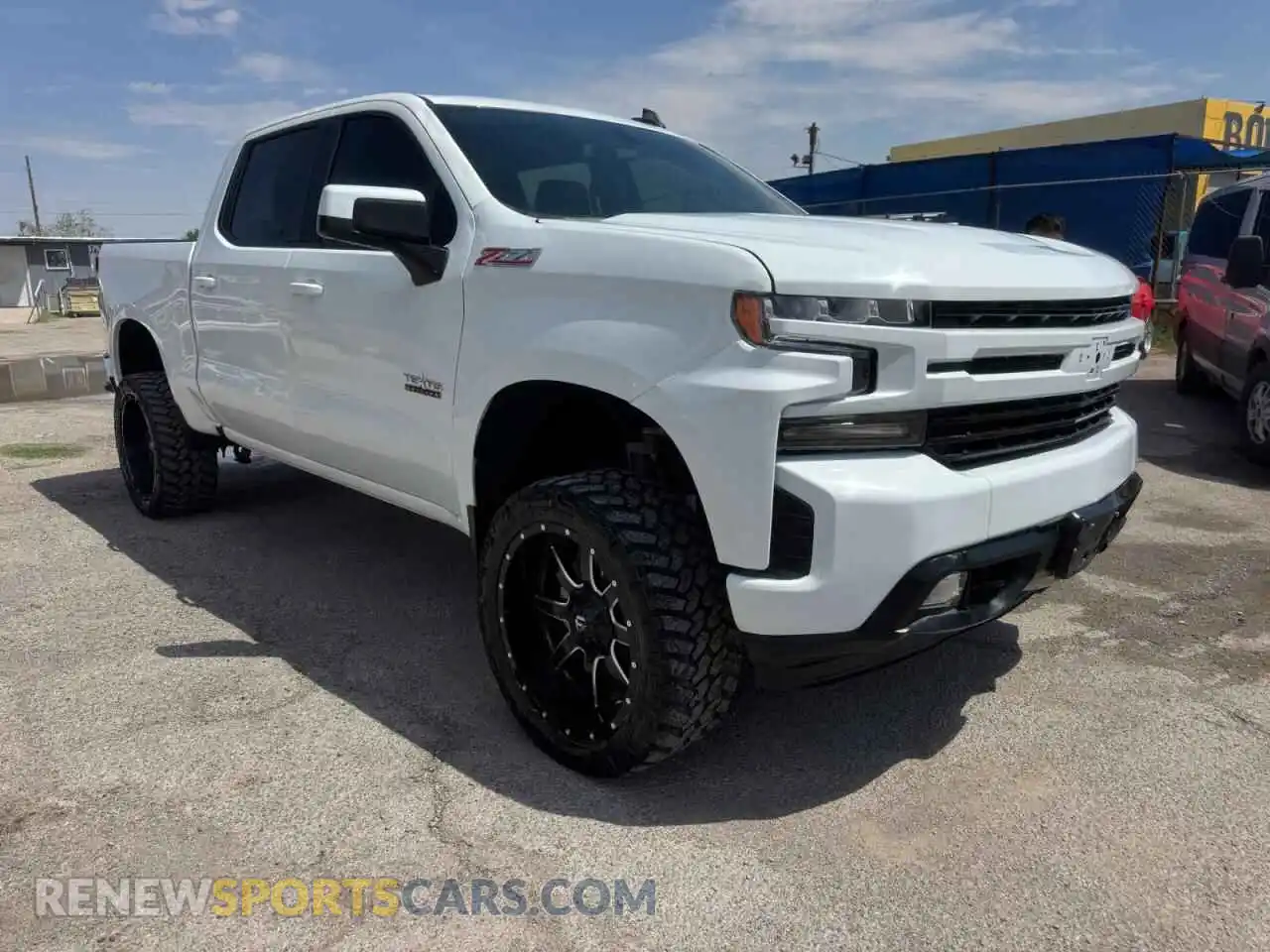 1 Фотография поврежденного автомобиля 1GCUYEED9MZ157739 CHEVROLET SILVERADO 2021