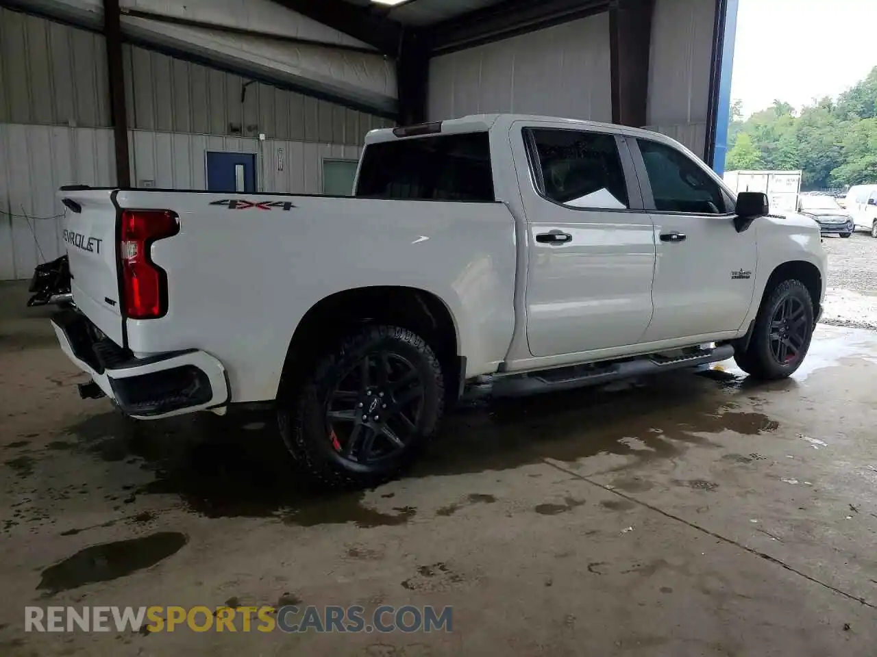 3 Фотография поврежденного автомобиля 1GCUYEED9MZ420666 CHEVROLET SILVERADO 2021