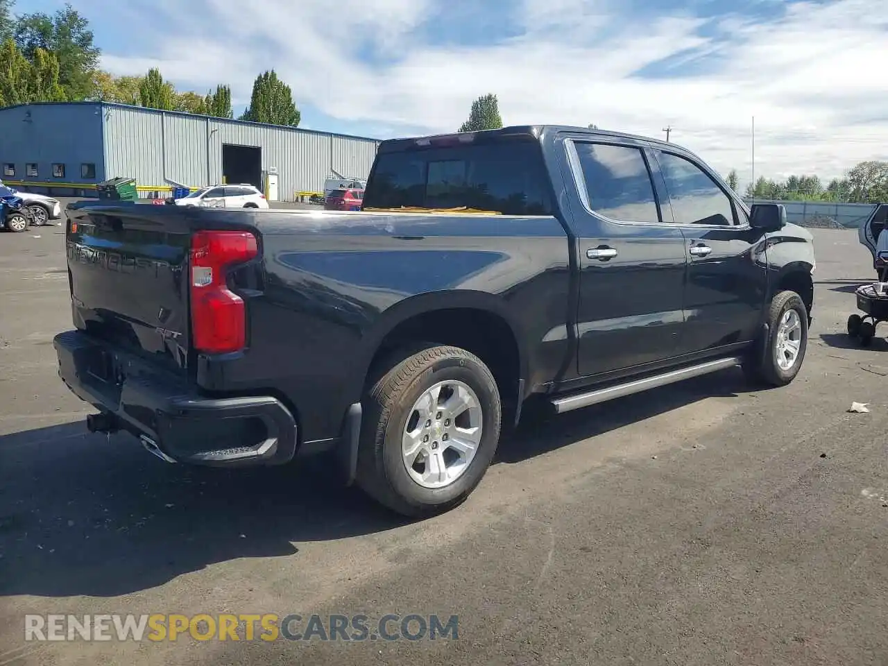 3 Фотография поврежденного автомобиля 1GCUYHET9MZ403567 CHEVROLET SILVERADO 2021