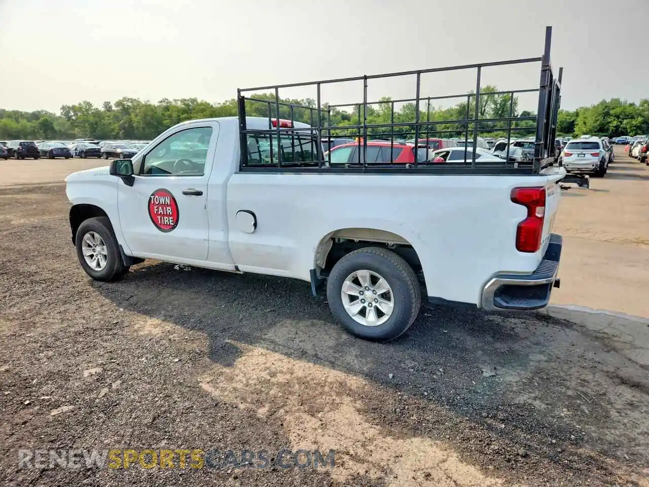 2 Photograph of a damaged car 3GCNWAEF4MG364883 CHEVROLET SILVERADO 2021