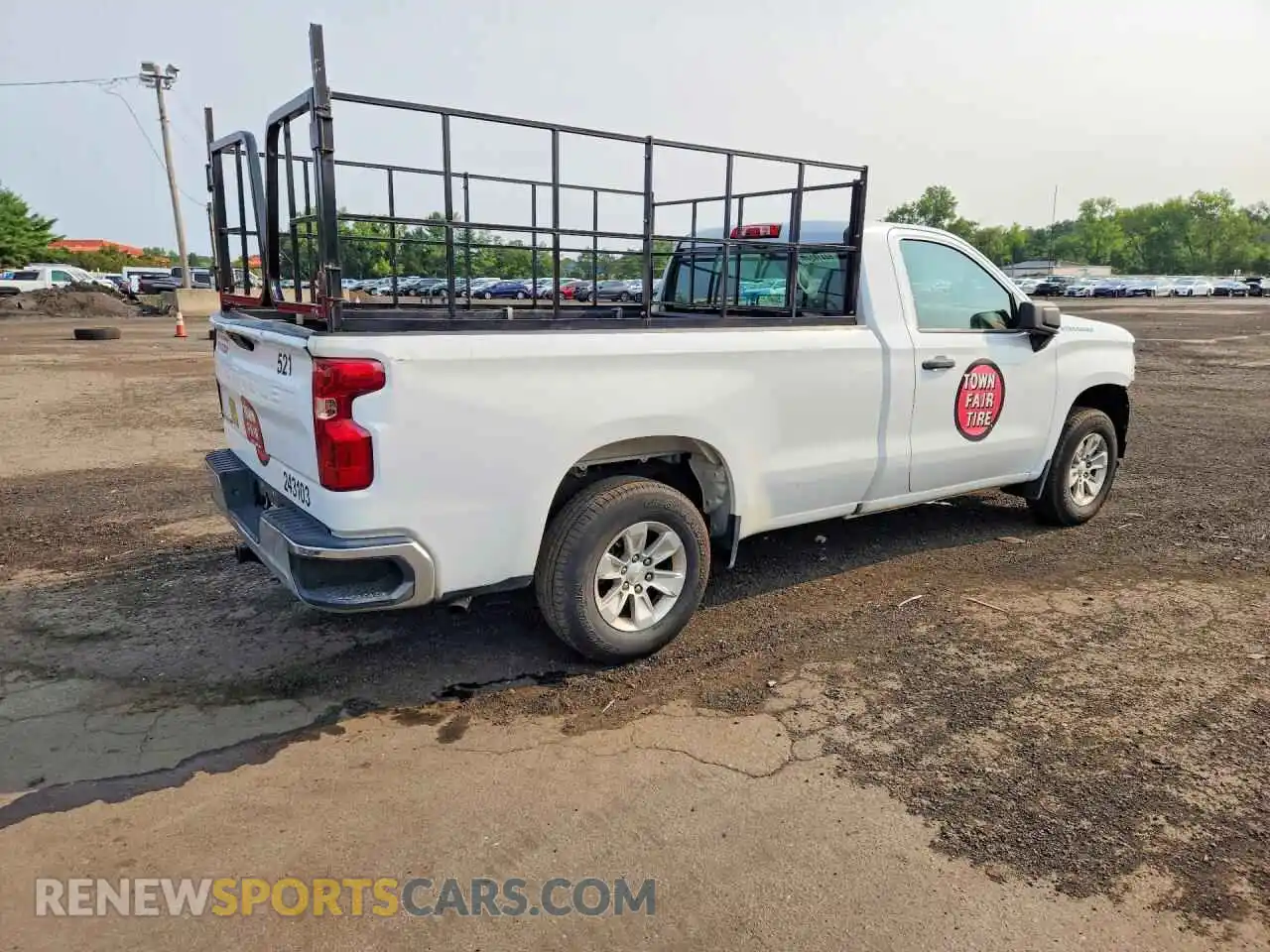 3 Photograph of a damaged car 3GCNWAEF4MG364883 CHEVROLET SILVERADO 2021
