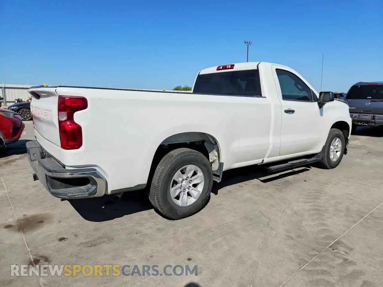 3 Photograph of a damaged car 3GCNWAEF5MG472185 CHEVROLET SILVERADO 2021