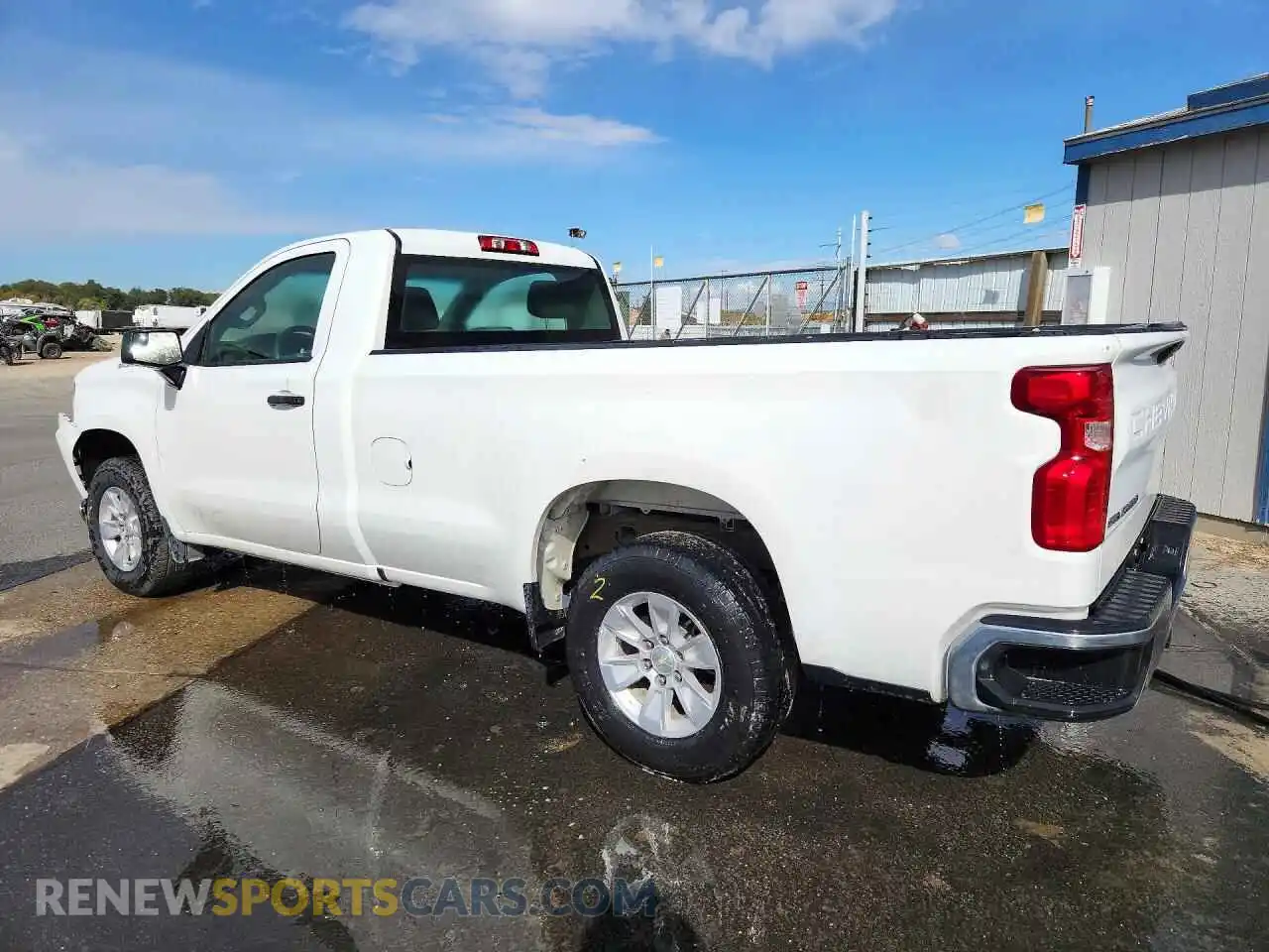 2 Photograph of a damaged car 3GCNWAEF8MG391133 CHEVROLET SILVERADO 2021