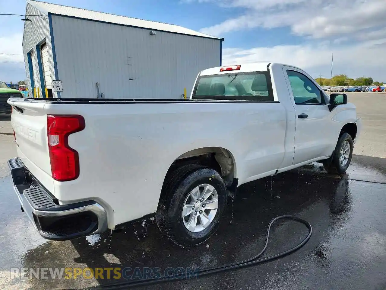 3 Photograph of a damaged car 3GCNWAEF8MG391133 CHEVROLET SILVERADO 2021