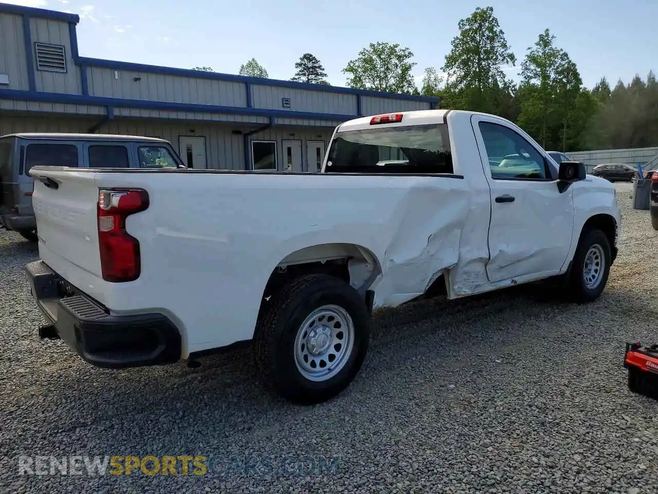 3 Photograph of a damaged car 3GCNWAEH8MG366069 CHEVROLET SILVERADO 2021