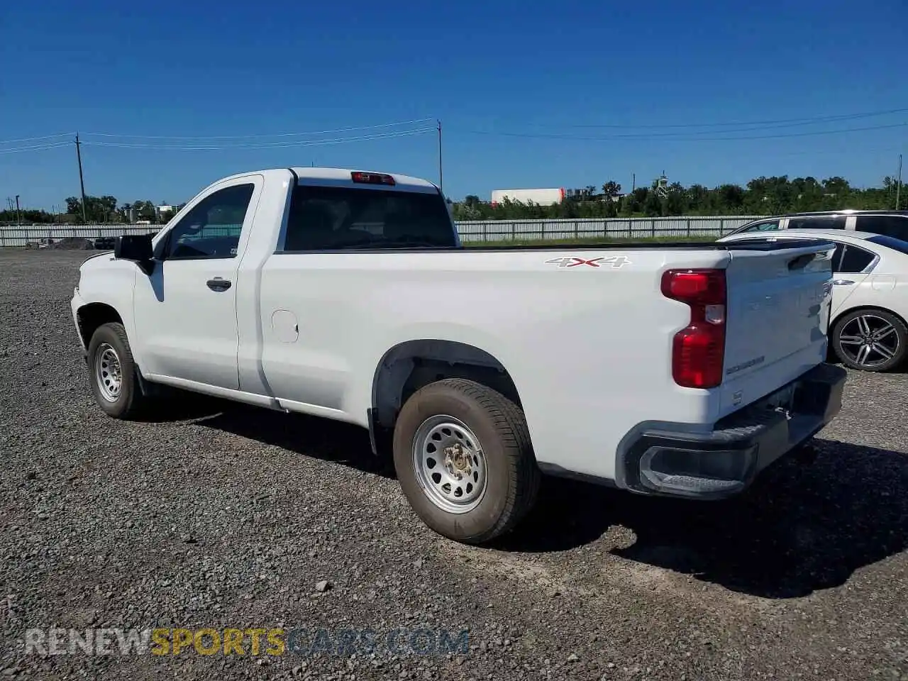 2 Photograph of a damaged car 3GCNYAEH4MG319499 CHEVROLET SILVERADO 2021