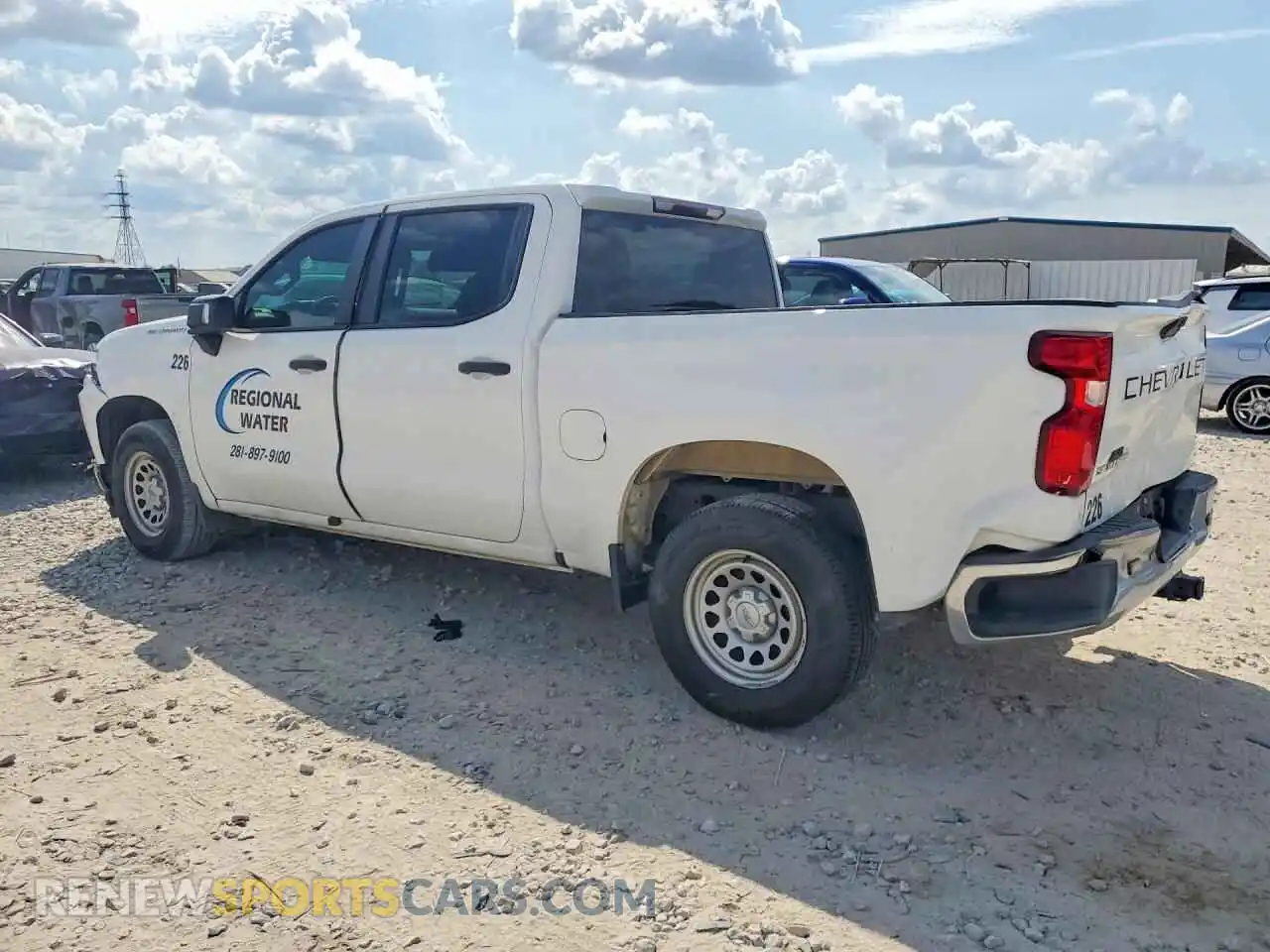2 fotografías del automóvil dañado 3GCPWAEH5MG109881 CHEVROLET SILVERADO 2021