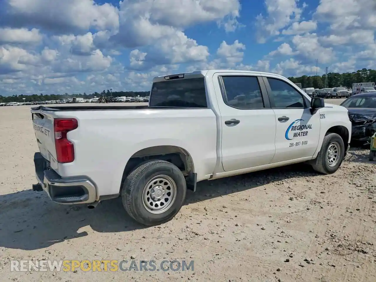 3 fotografías del automóvil dañado 3GCPWAEH5MG109881 CHEVROLET SILVERADO 2021