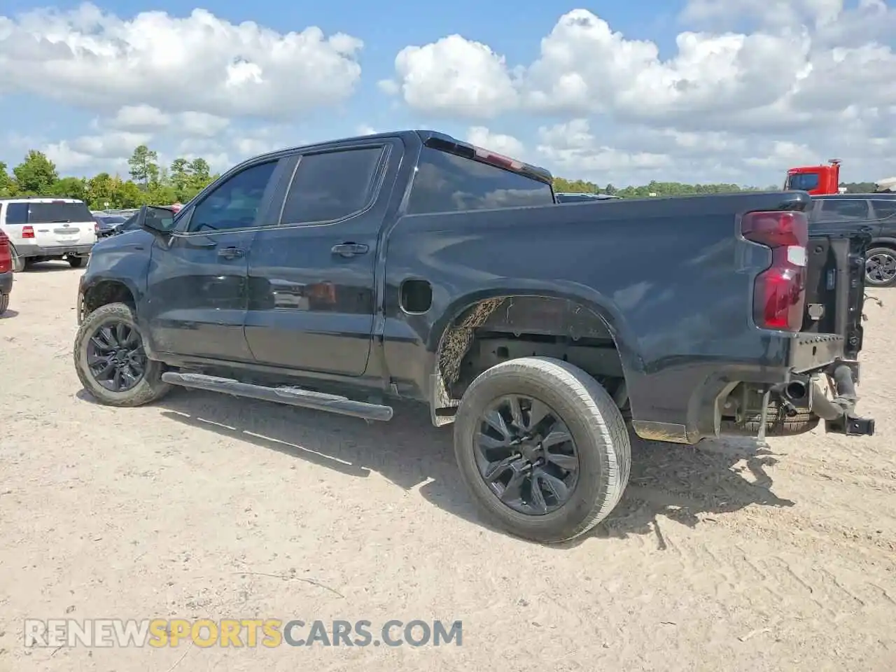 2 fotografías del automóvil dañado 3GCPWBEK3MG467322 CHEVROLET SILVERADO 2021