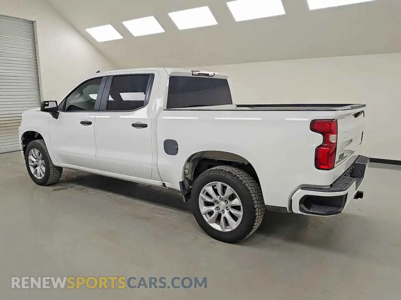 2 Photograph of a damaged car 3GCPWBEK9MG481029 CHEVROLET SILVERADO 2021