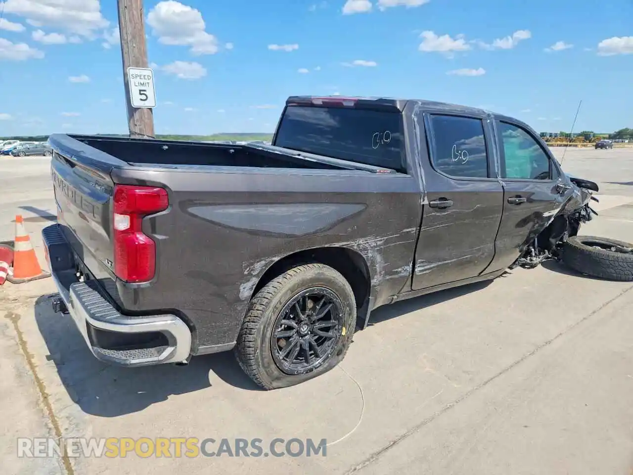 3 Photograph of a damaged car 3GCPWCED4MG156702 CHEVROLET SILVERADO 2021