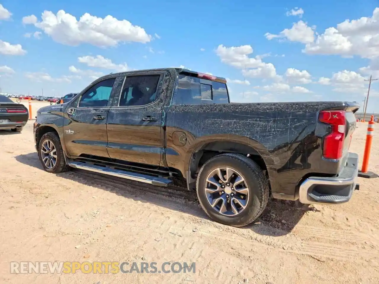 2 Photograph of a damaged car 3GCPWCED9MG167565 CHEVROLET SILVERADO 2021