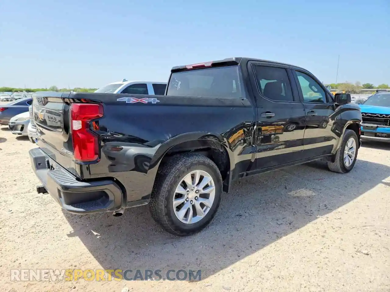 3 Photograph of a damaged car 3GCPYBEK0MG430562 CHEVROLET SILVERADO 2021