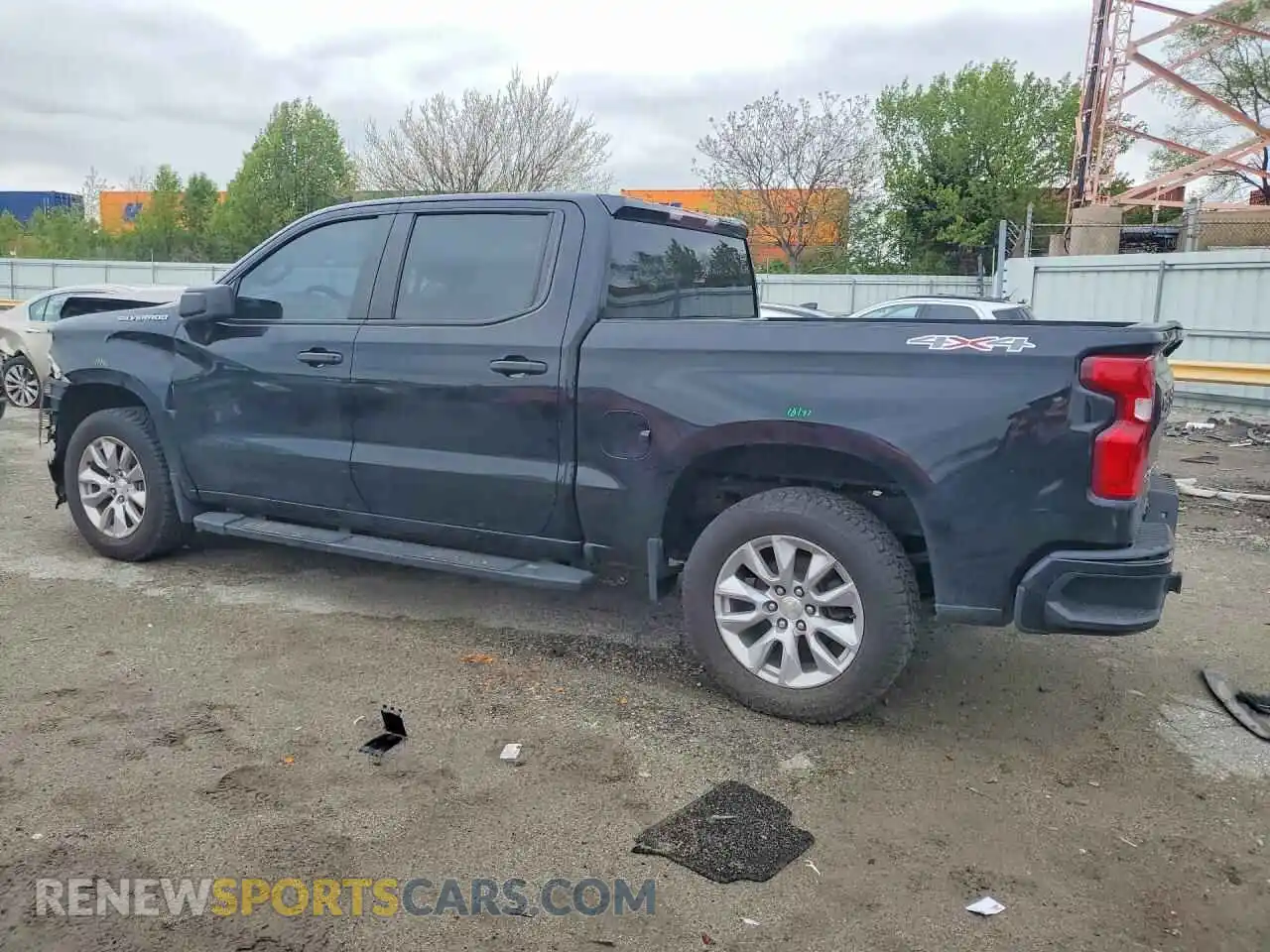 2 Photograph of a damaged car 3GCPYBEK2MG403105 CHEVROLET SILVERADO 2021