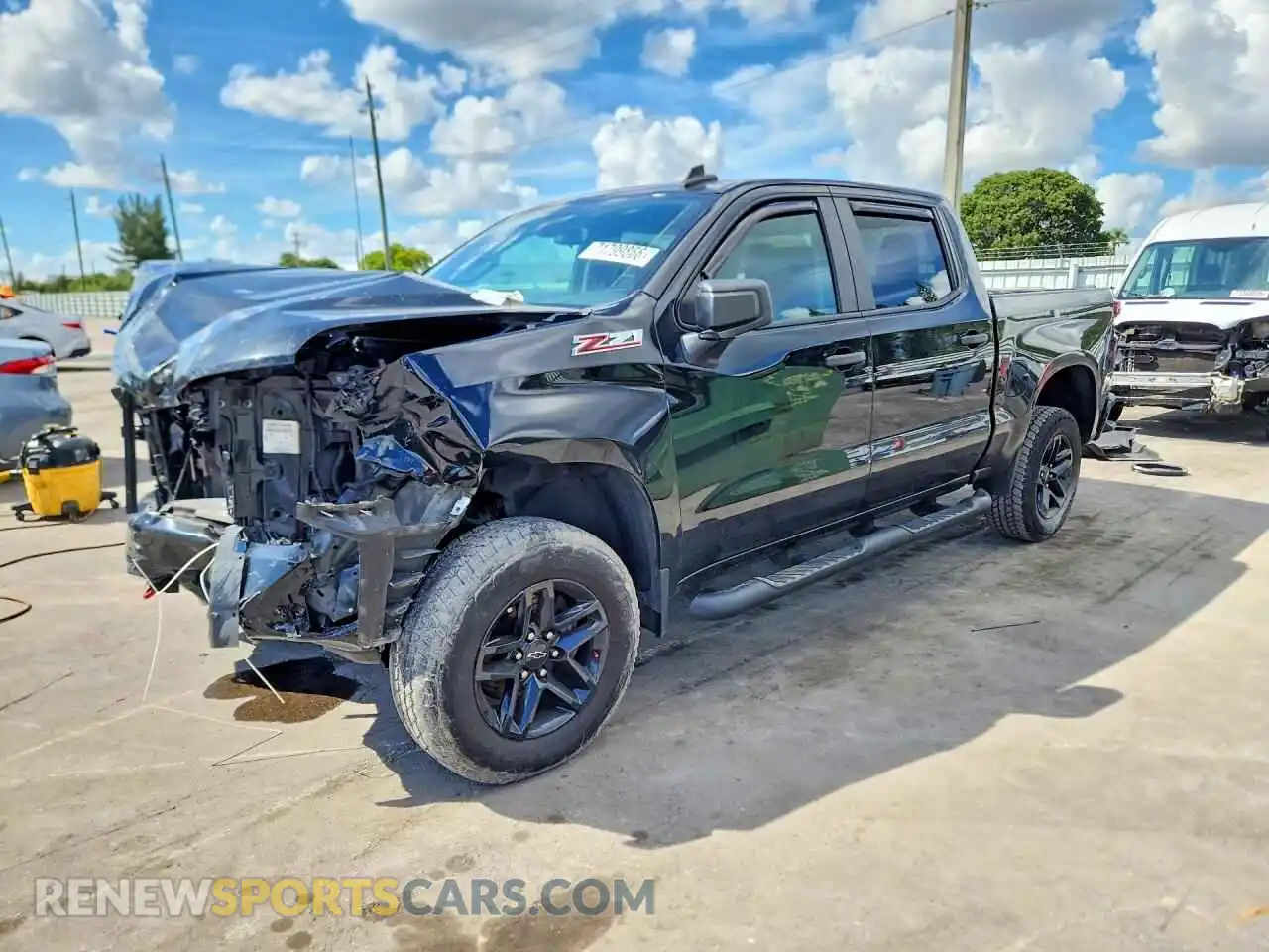 1 Photograph of a damaged car 3GCPYCEF9MG355093 CHEVROLET SILVERADO 2021