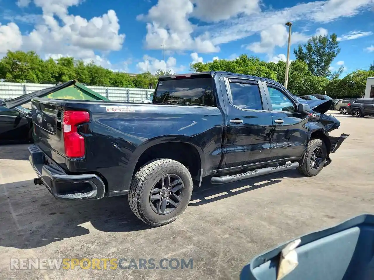 3 Photograph of a damaged car 3GCPYCEF9MG355093 CHEVROLET SILVERADO 2021