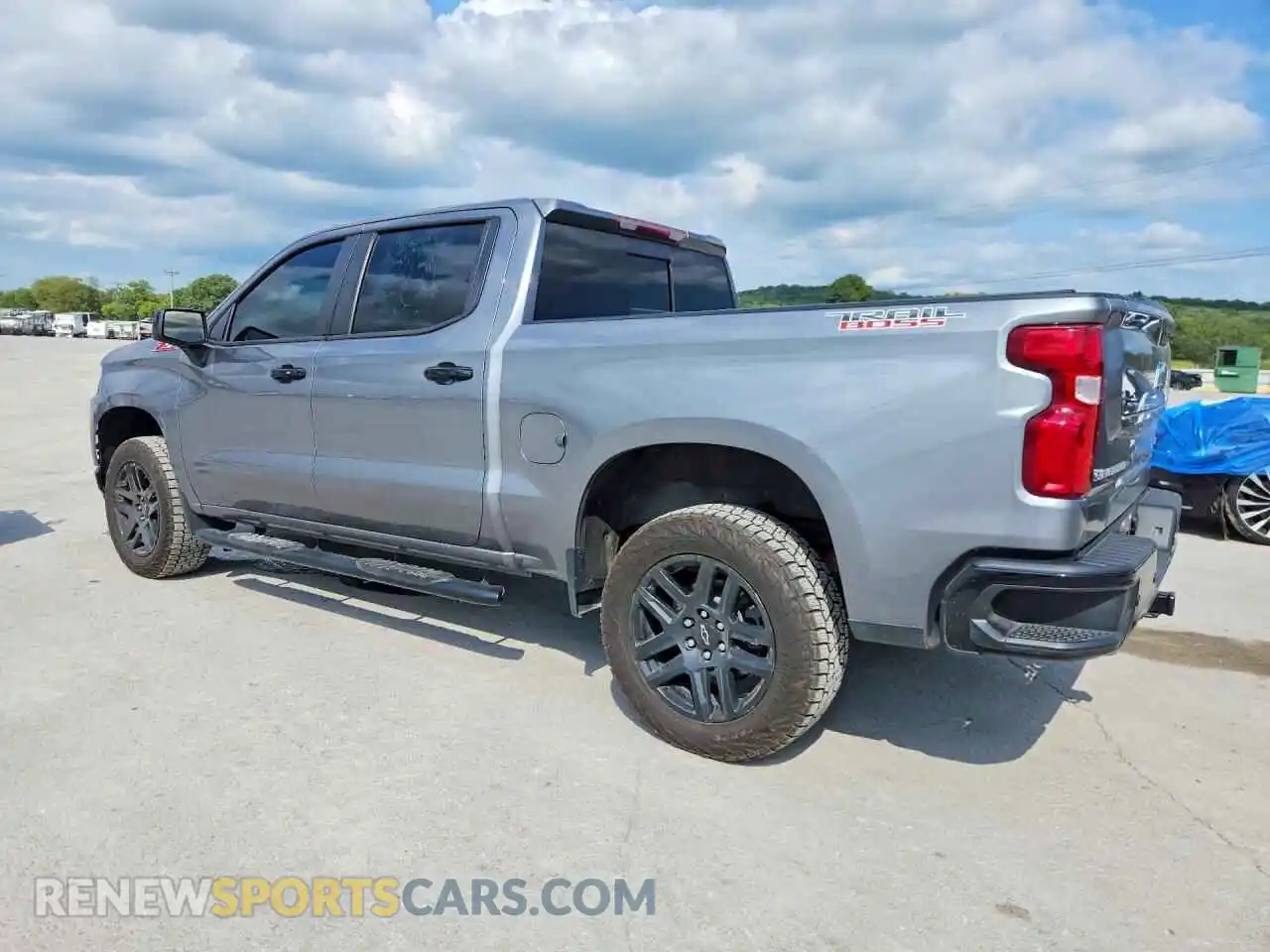 2 Photograph of a damaged car 3GCPYFED2MG348986 CHEVROLET SILVERADO 2021
