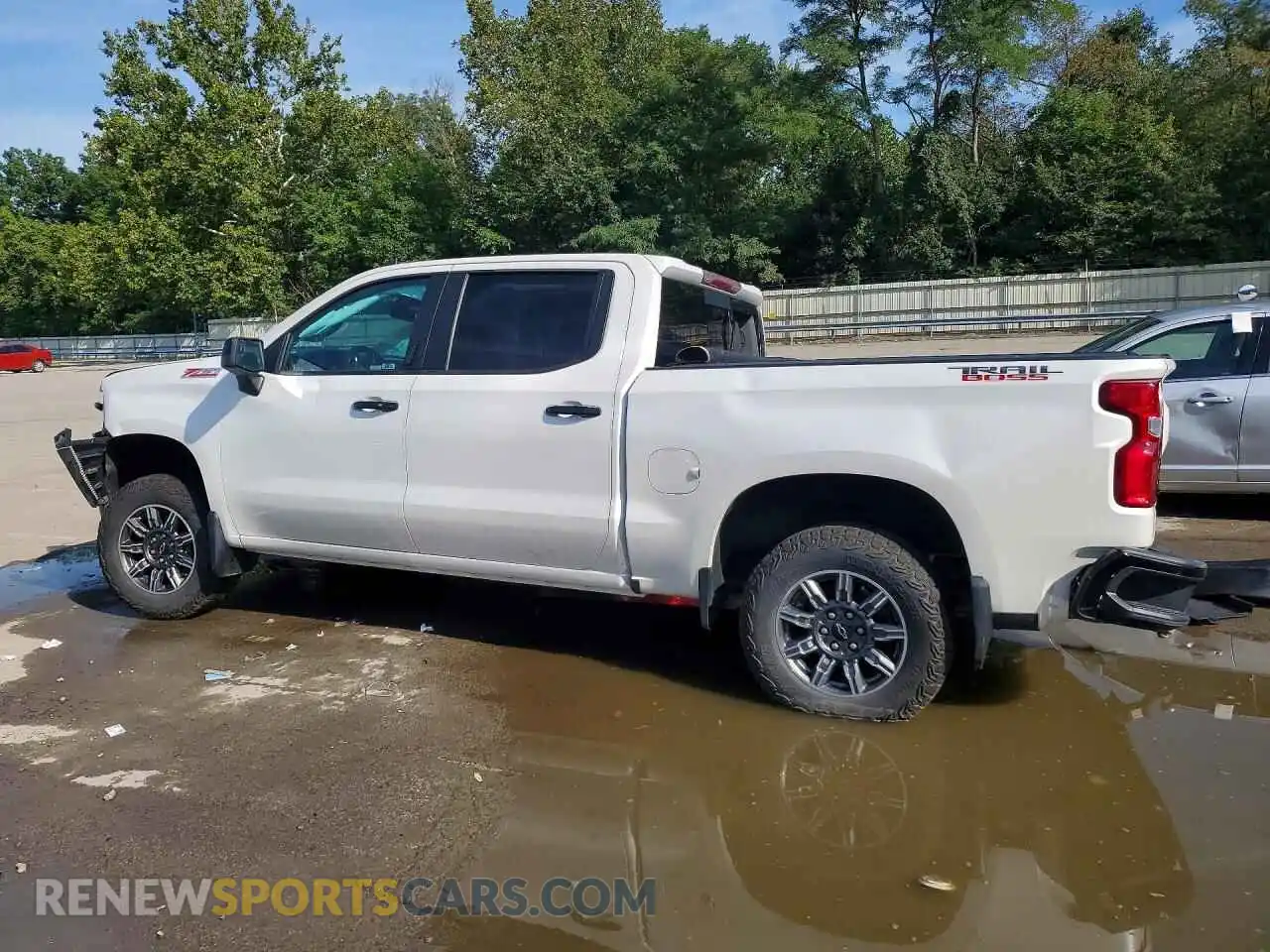 2 Photograph of a damaged car 3GCPYFED4MG212696 CHEVROLET SILVERADO 2021
