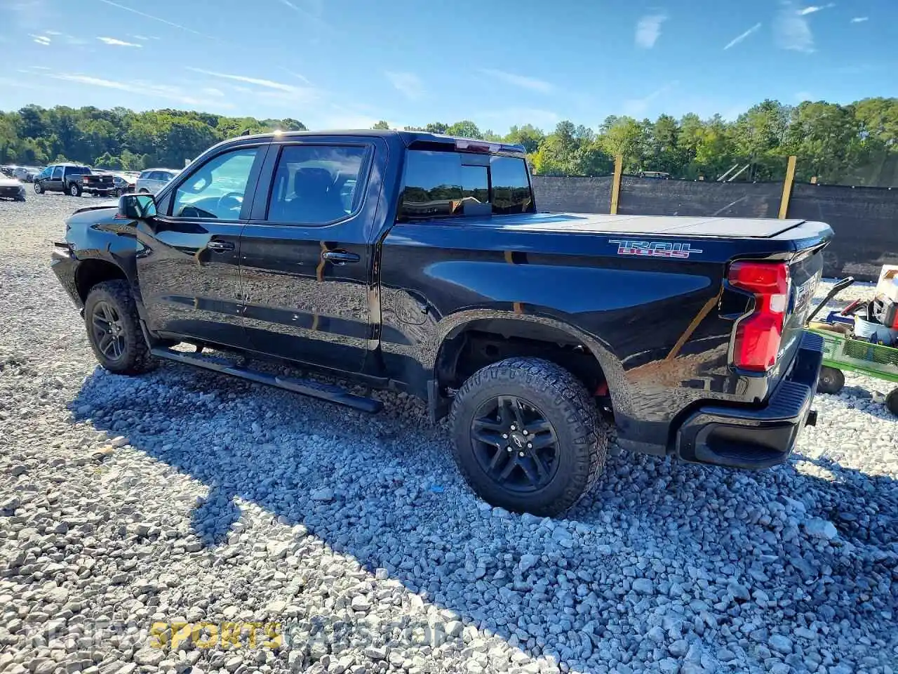 2 Photograph of a damaged car 3GCPYFED6MG249376 CHEVROLET SILVERADO 2021