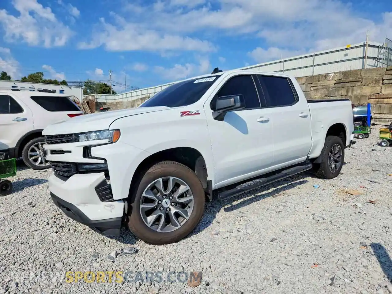 1 Фотография поврежденного автомобиля 3GCUYEED0MG476110 CHEVROLET SILVERADO 2021
