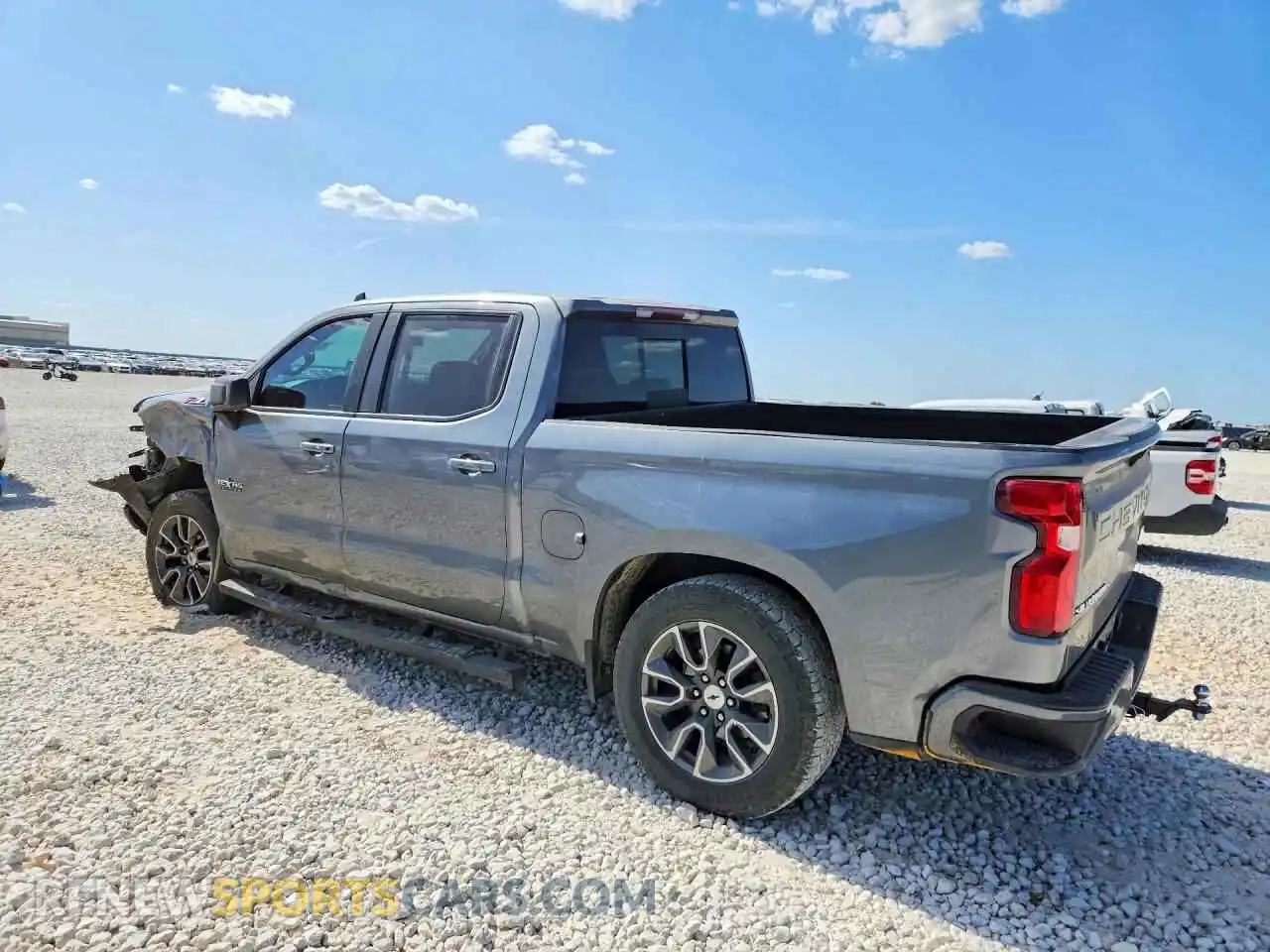 2 Photograph of a damaged car 3GCUYEED1MG351021 CHEVROLET SILVERADO 2021