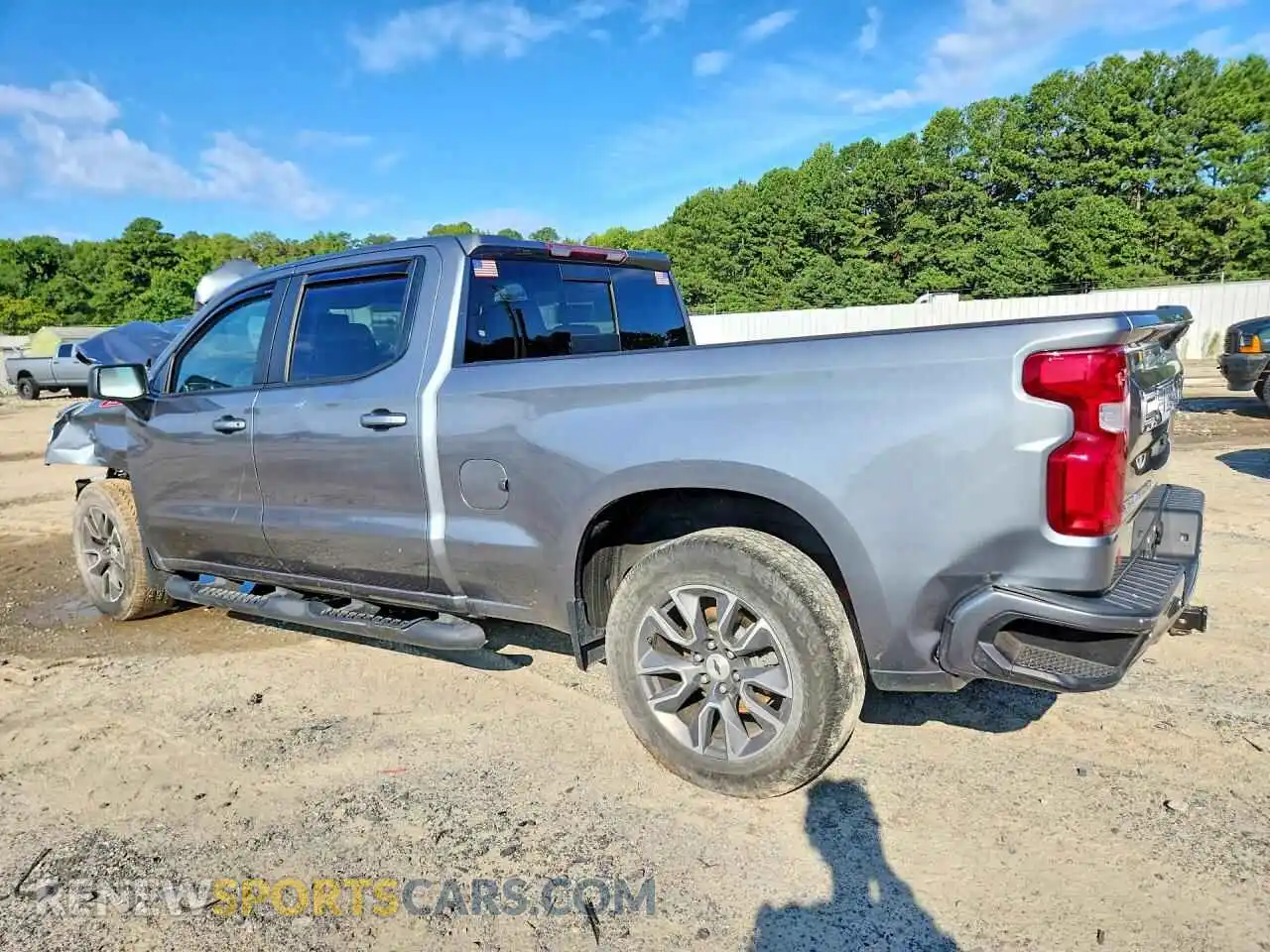 2 Photograph of a damaged car 3GCUYEED5MG328907 CHEVROLET SILVERADO 2021