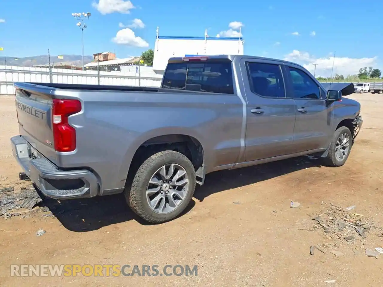3 Photograph of a damaged car 3GCUYEEDXMG215079 CHEVROLET SILVERADO 2021