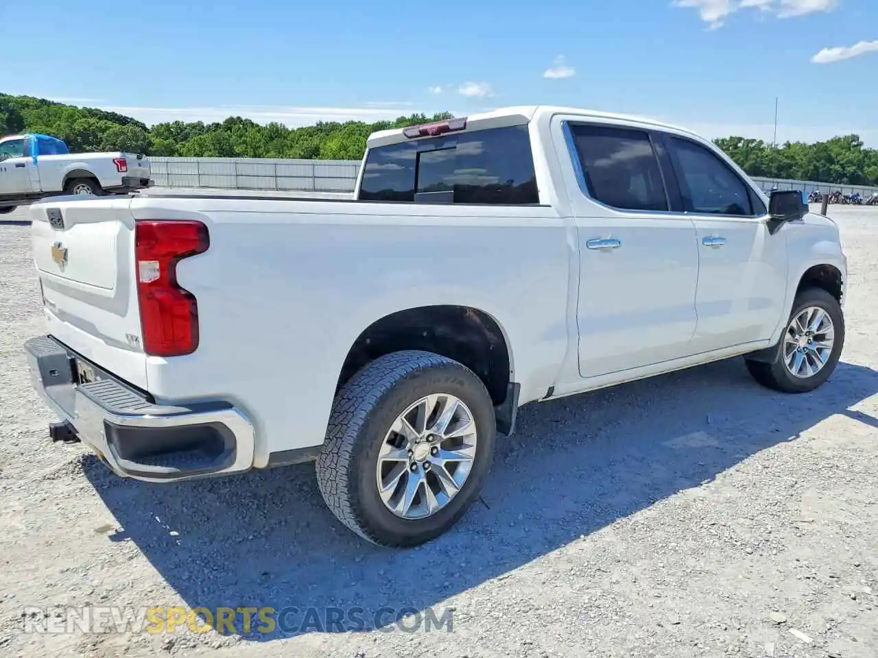 3 Photograph of a damaged car 3GCUYGED5MG302545 CHEVROLET SILVERADO 2021