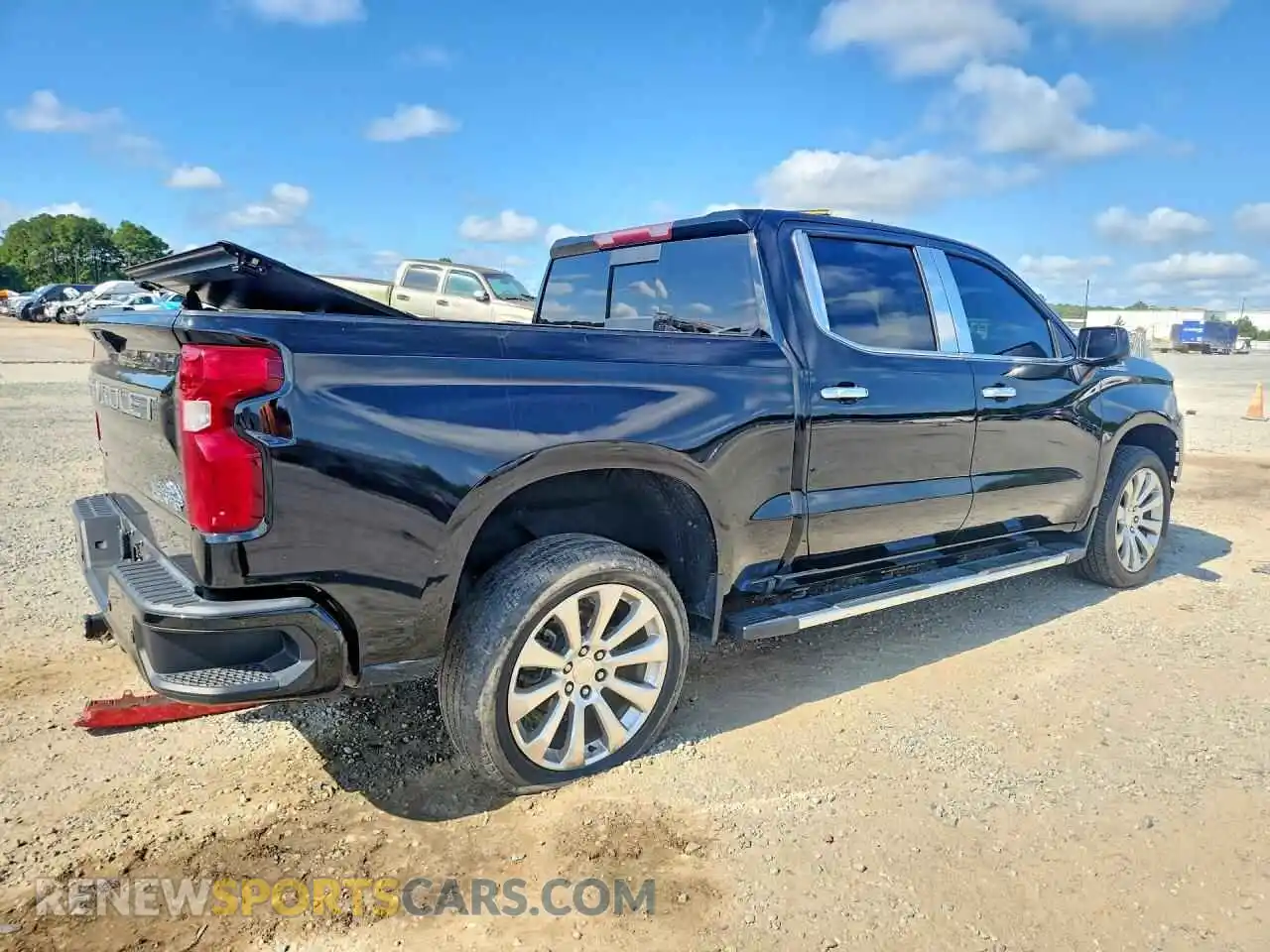 3 fotografías del automóvil dañado 3GCUYHED9MG191133 CHEVROLET SILVERADO 2021
