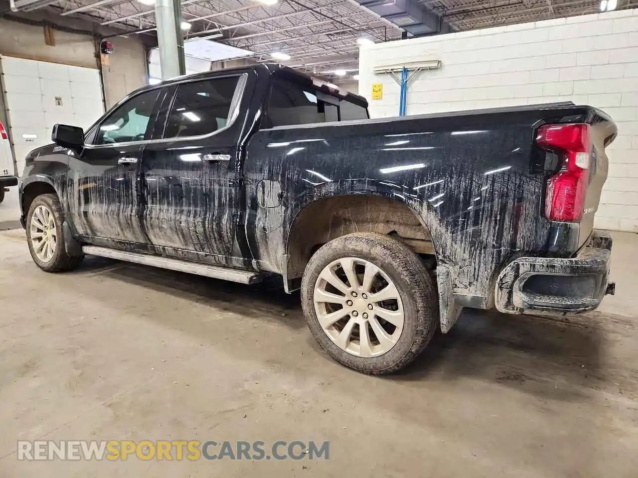 2 Photograph of a damaged car 3GCUYHEL3MG105631 CHEVROLET SILVERADO 2021