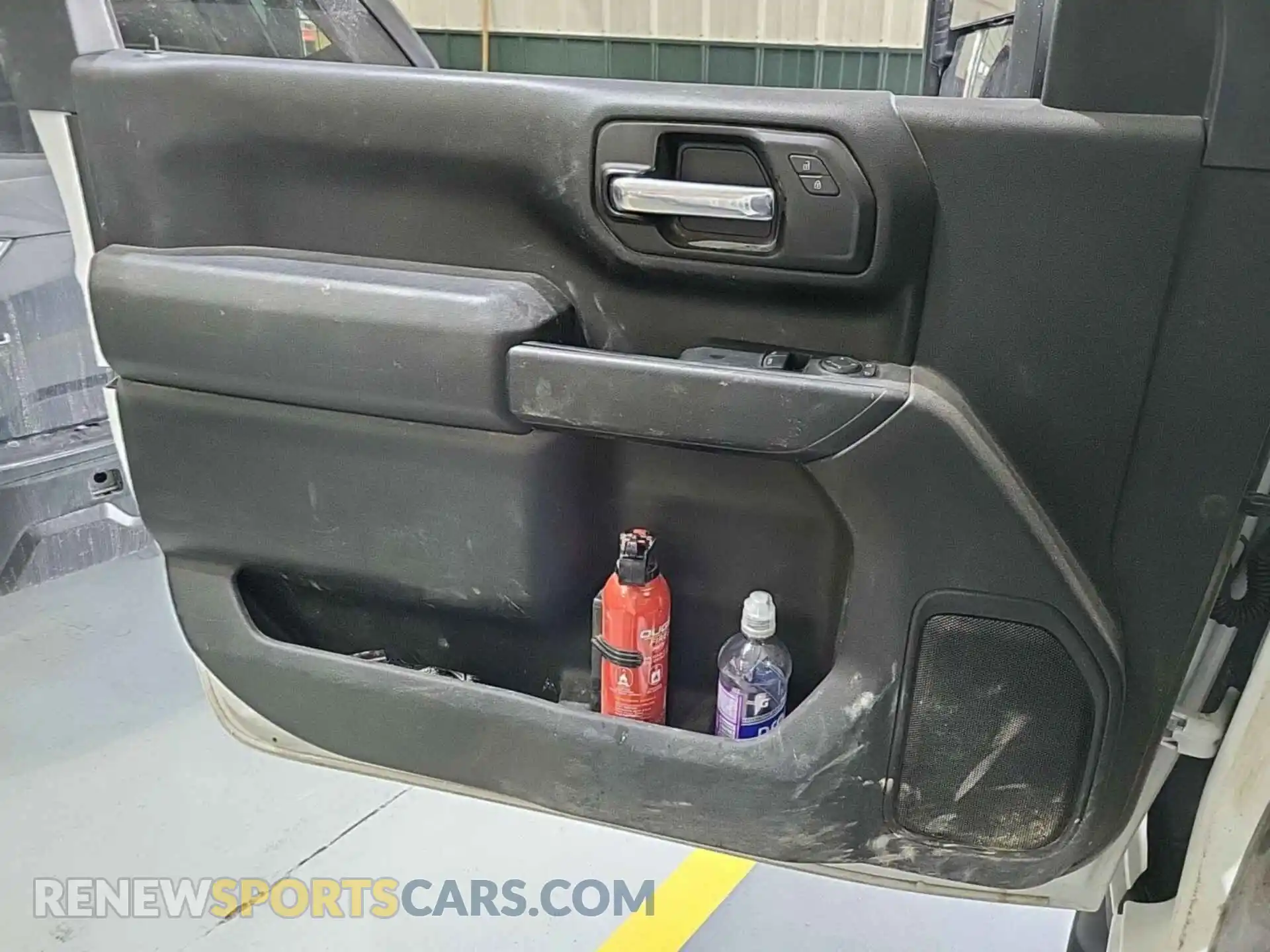 3 Photograph of a damaged car 1GC0YLE77NF338080 CHEVROLET SILVERADO 2022