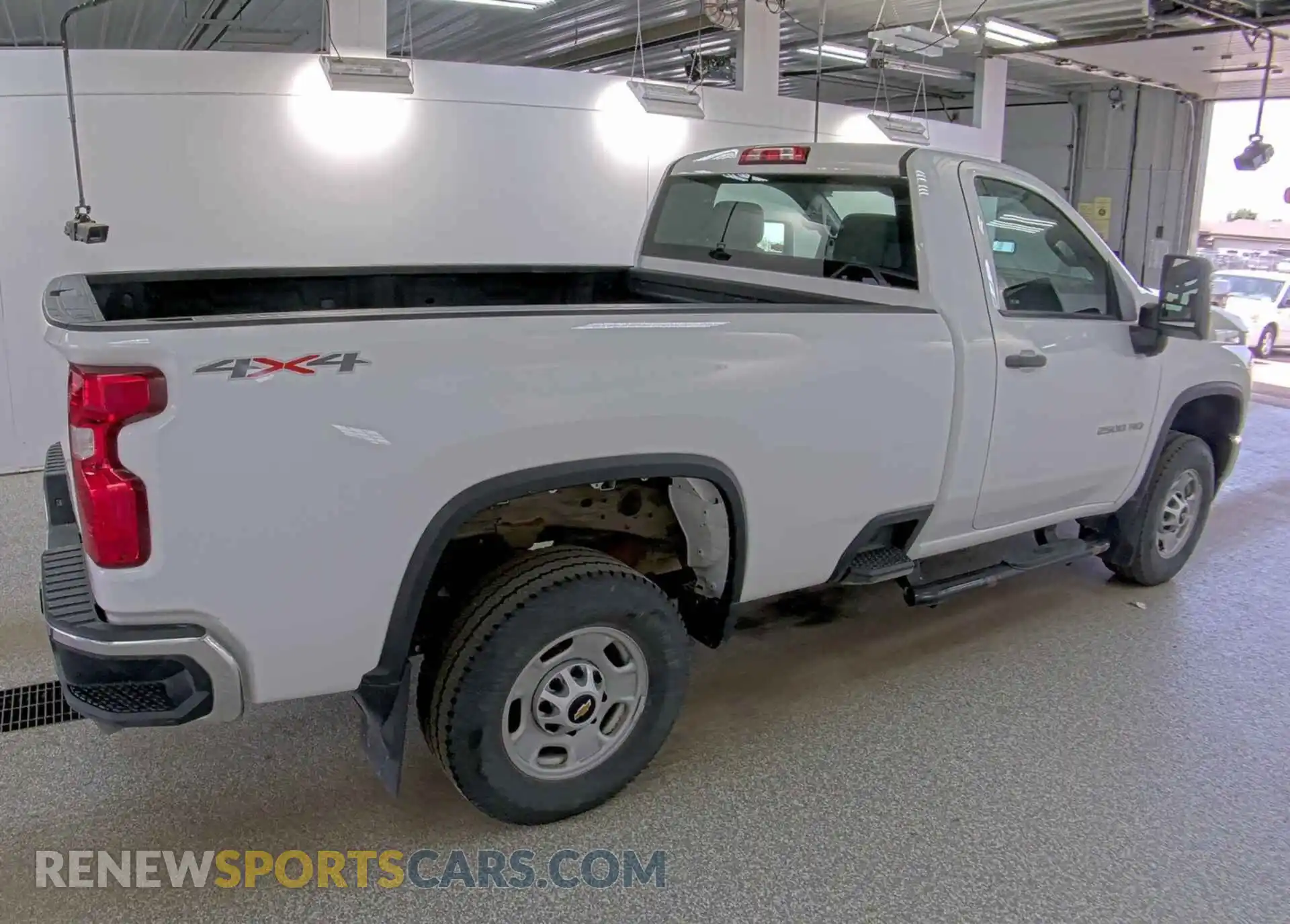3 Photograph of a damaged car 1GC0YLE79NF348805 CHEVROLET SILVERADO 2022