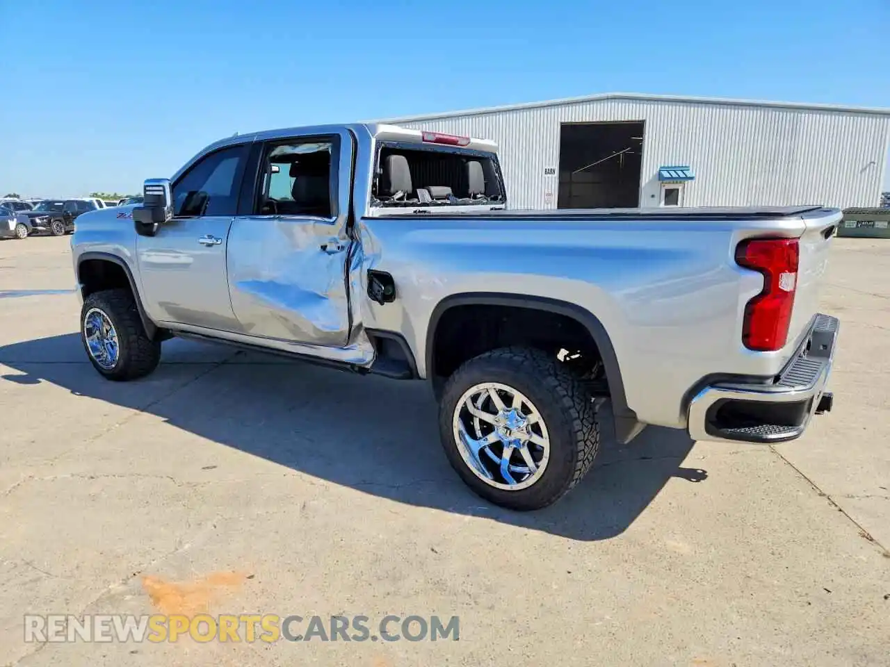 2 Photograph of a damaged car 1GC4YPEY6NF132072 CHEVROLET SILVERADO 2022