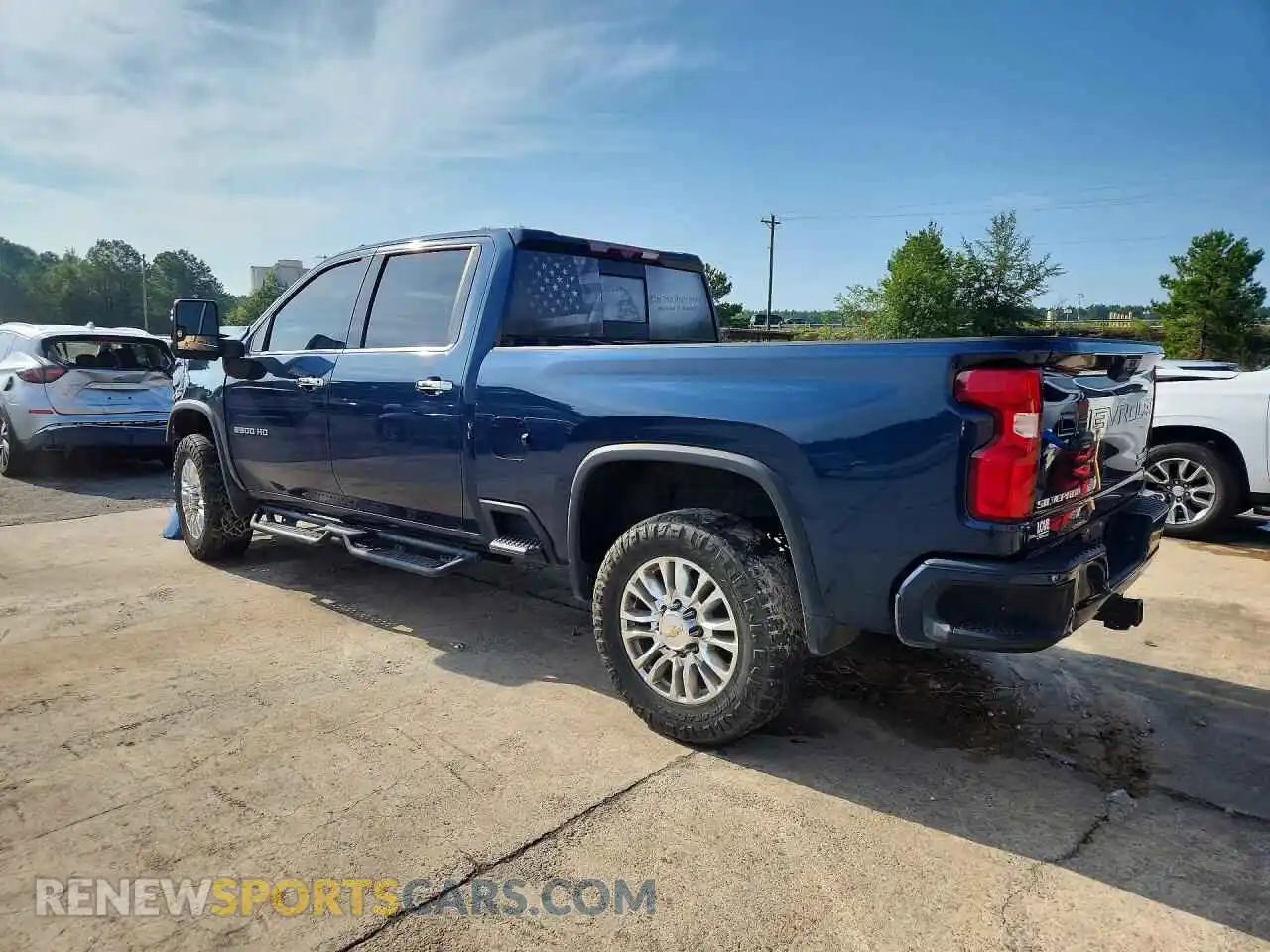 2 Photograph of a damaged car 1GC4YREY1NF351842 CHEVROLET SILVERADO 2022