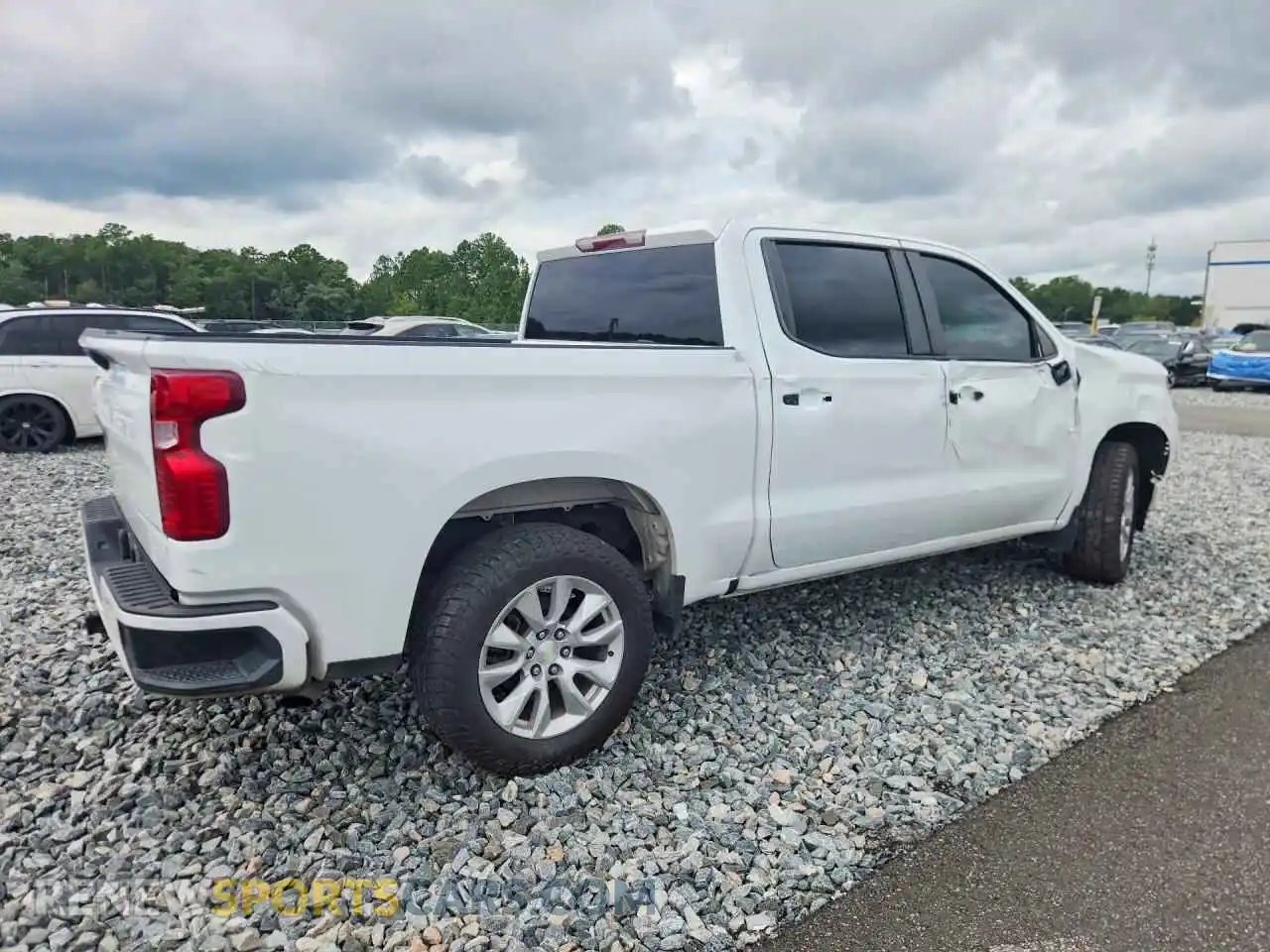 3 Photograph of a damaged car 1GCPABEK7NZ510012 CHEVROLET SILVERADO 2022